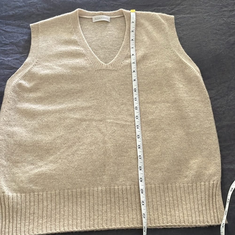 ELEANOREN pure Mongolian cashmere vest new beige camel size S - Picture 8 of 8